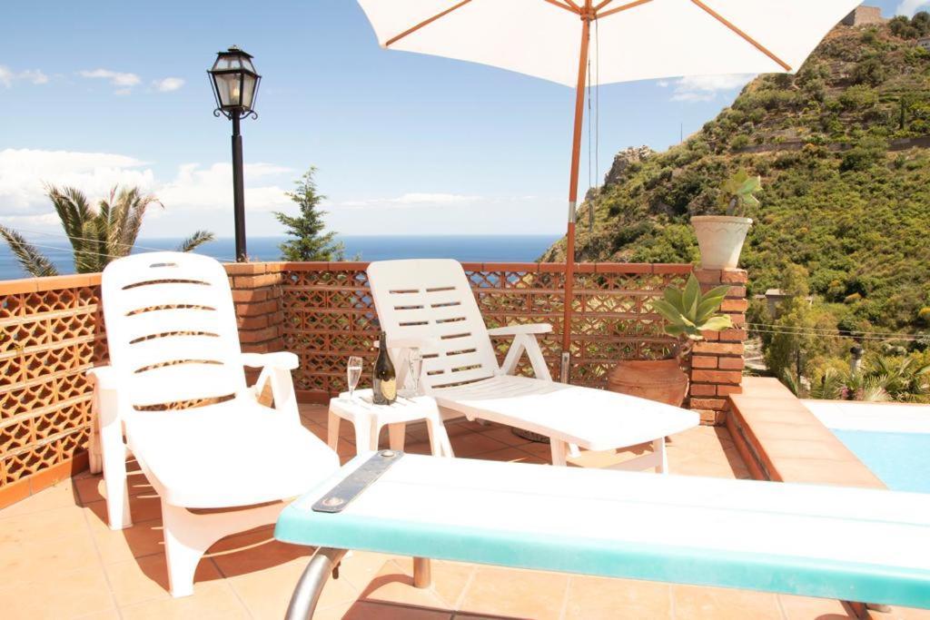 Casa Dei Sogni Taormina Acomodação com café da manhã Exterior foto