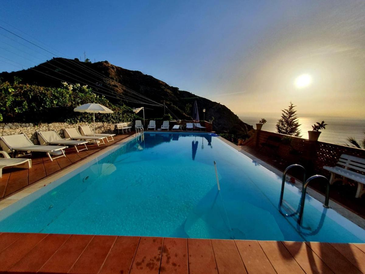 Casa Dei Sogni Taormina Acomodação com café da manhã Exterior foto
