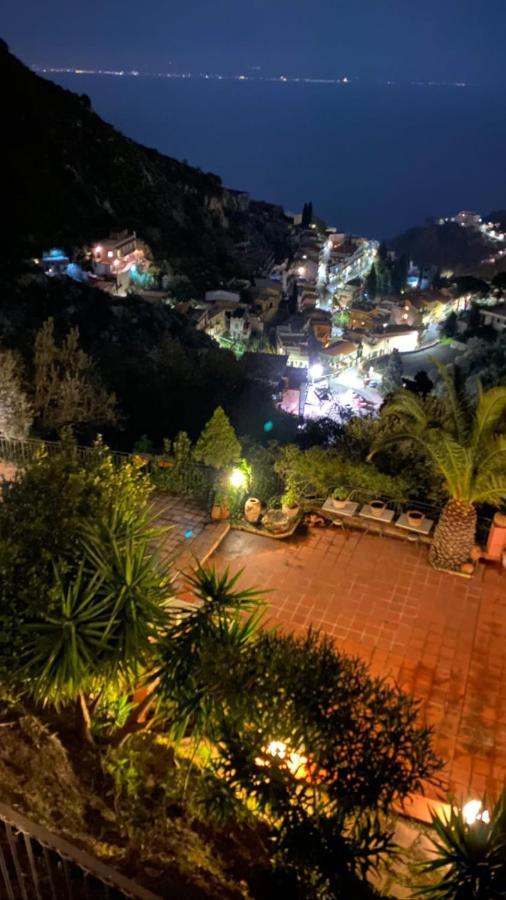 Casa Dei Sogni Taormina Acomodação com café da manhã Exterior foto