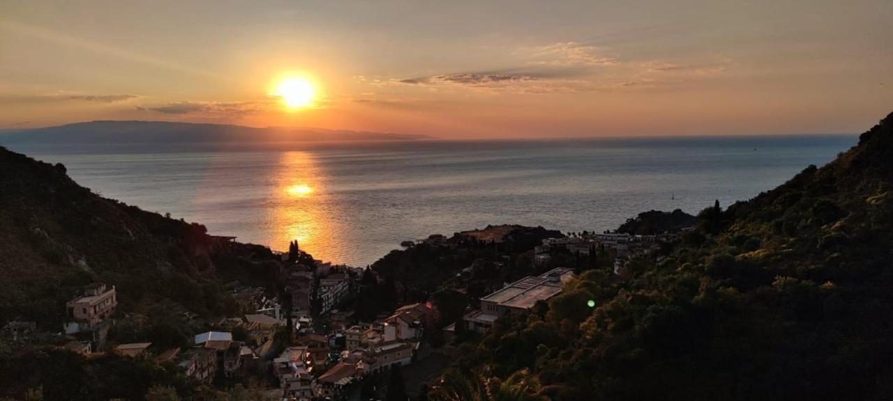 Casa Dei Sogni Taormina Acomodação com café da manhã Exterior foto