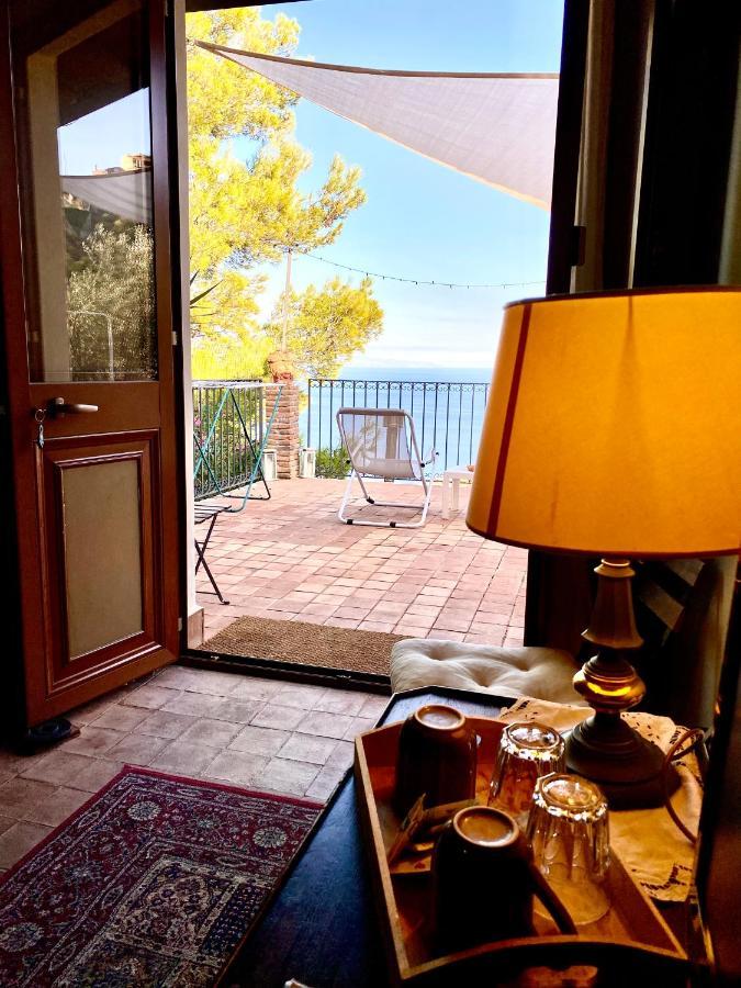 Casa Dei Sogni Taormina Acomodação com café da manhã Exterior foto